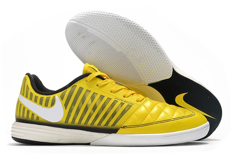Chuteira Lunar Gato II Futsal–Elegante