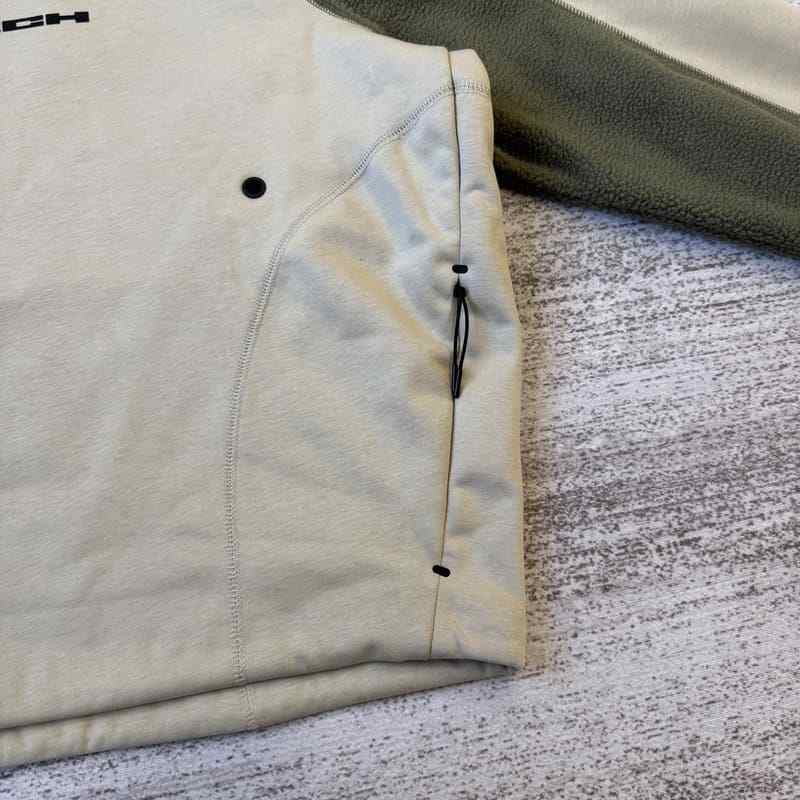 Conjunto Nike tech boreas Oversized Desert