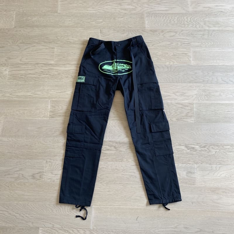 Calça Corteiz Cargo Preta e Verde