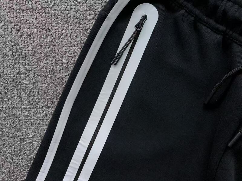 Conjunto Nike Tech Fleece Preto (Reflective)