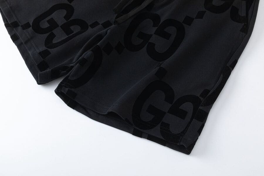Bermuda Moletom Gucci GG Logo Preto