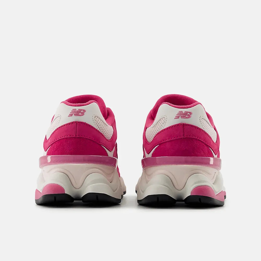New Balance 9060 Fuchsia Pink