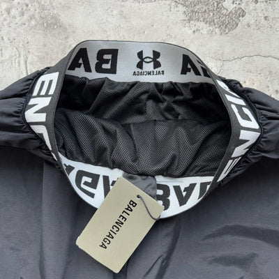 Calça Balenciaga x Under Armor Track