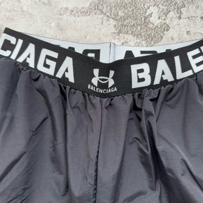 Calça Balenciaga x Under Armor Track
