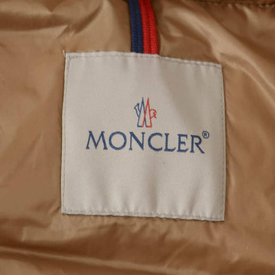 Sobretudo Moncler Metalassê Preto