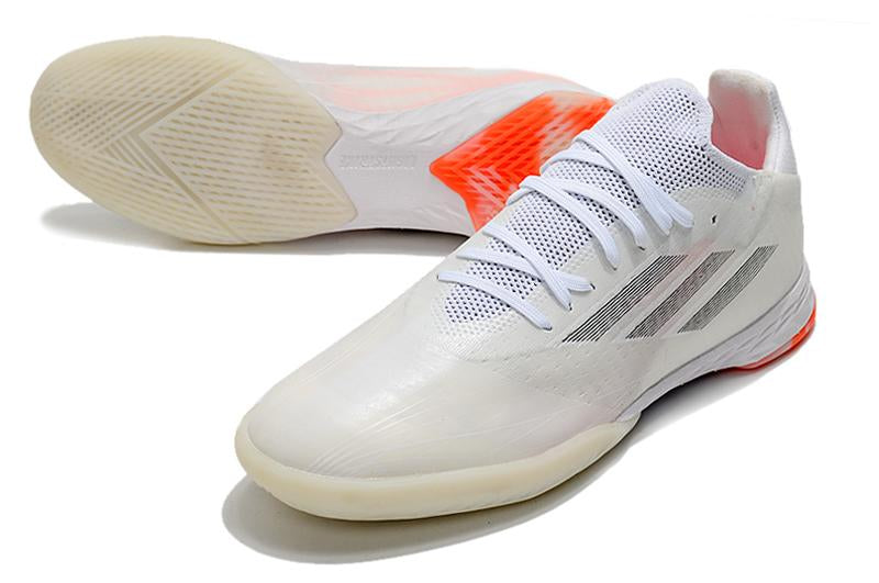 Chuteira X Speed Flow 1 Futsal–Clássico