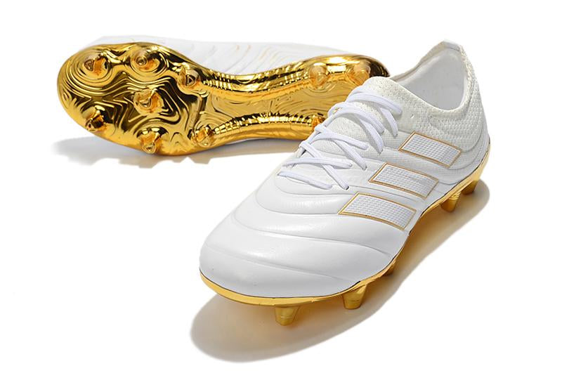 Chuteira Copa 19 Campo–Clássico