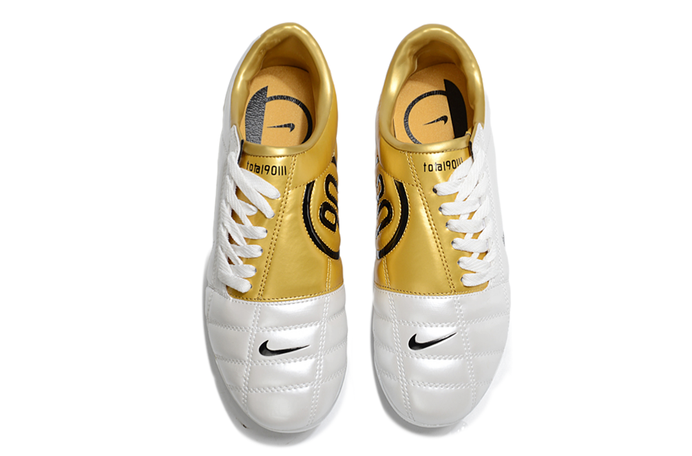 Chuteira Nike Total 90 FG