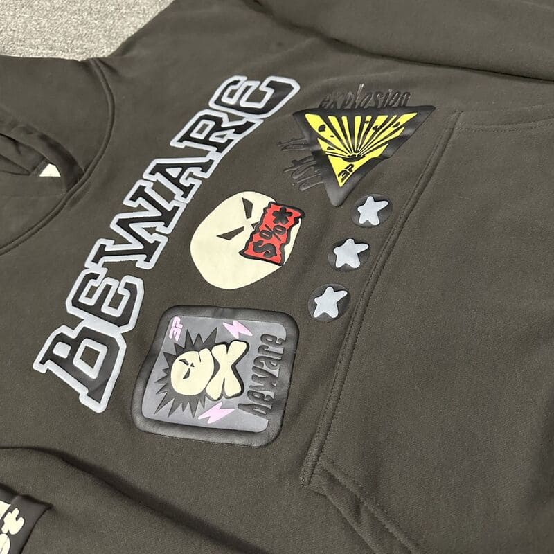 Moletom Broken Planet Beware Hoodie Black