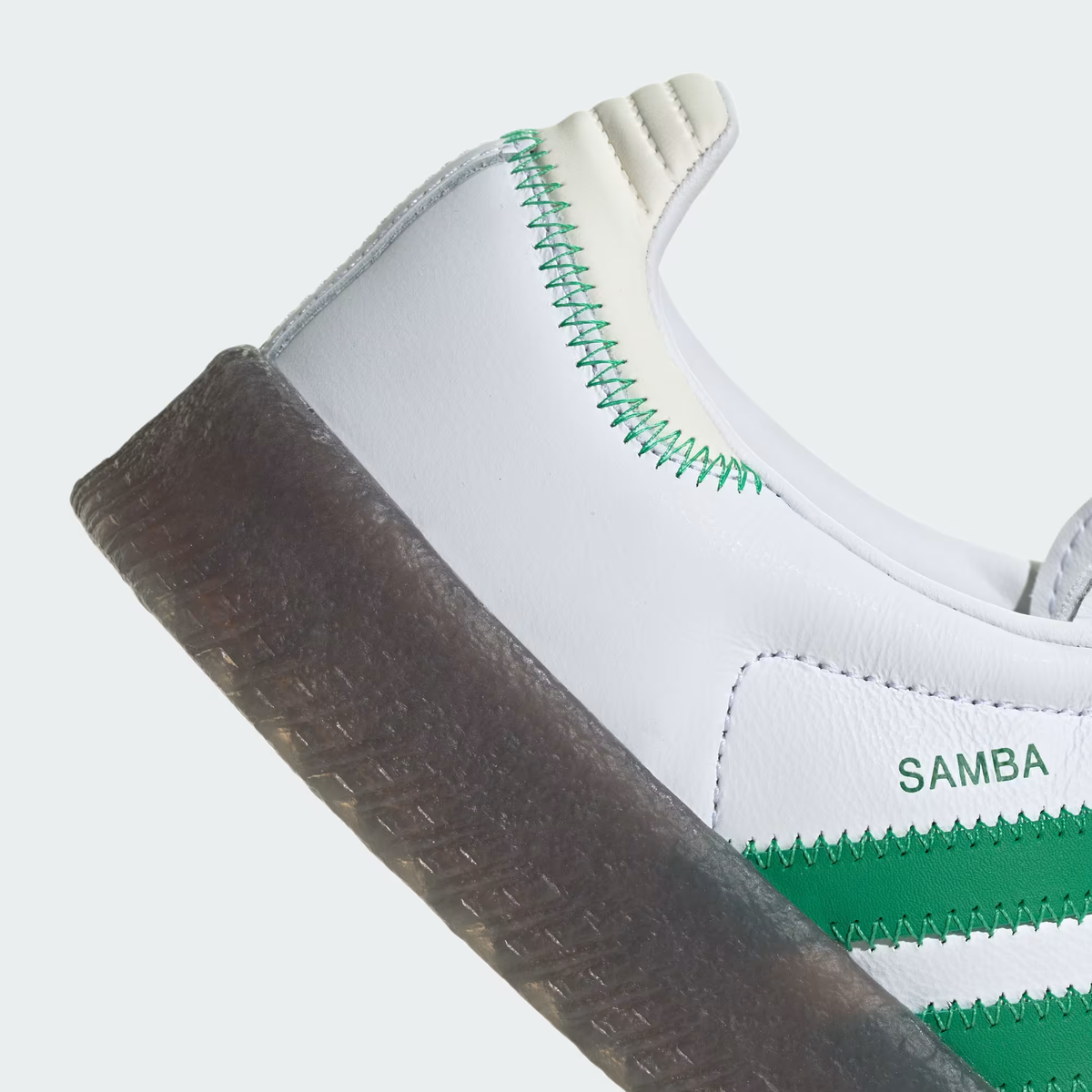 SAMBAE VERDE COM BRANCO–Branco Clean