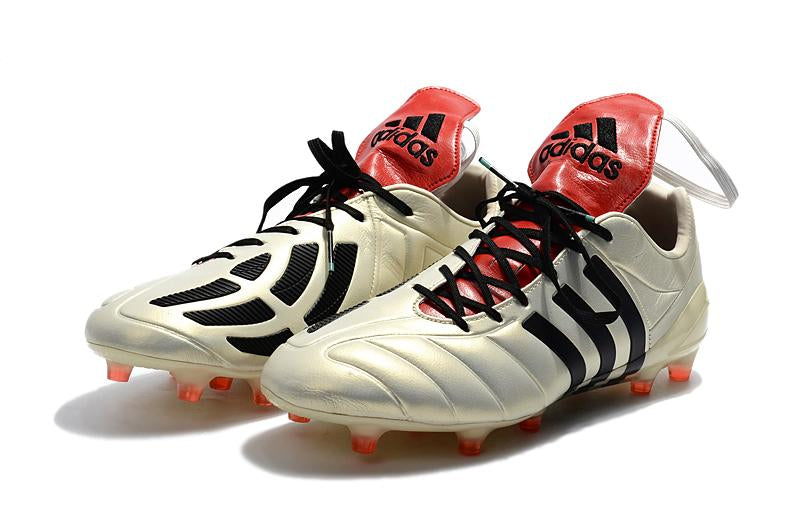 Chuteira Predator Mania Champagne Campo–Exclusivo
