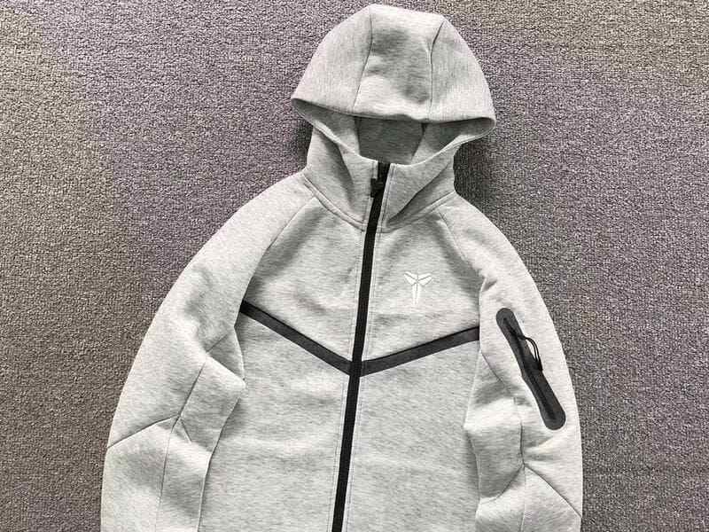 Conjunto Nike tech Fleece Kobe Bryant Cinza