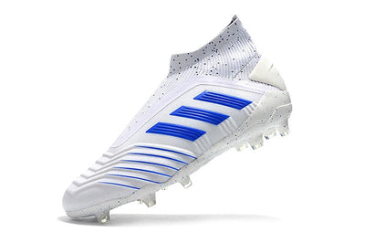 Chuteira Predator 19 Campo–Clássico