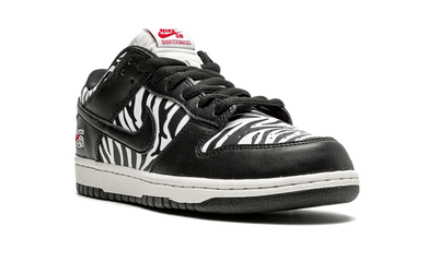 Nike SB Dunk Low Quartersnacks Zebra